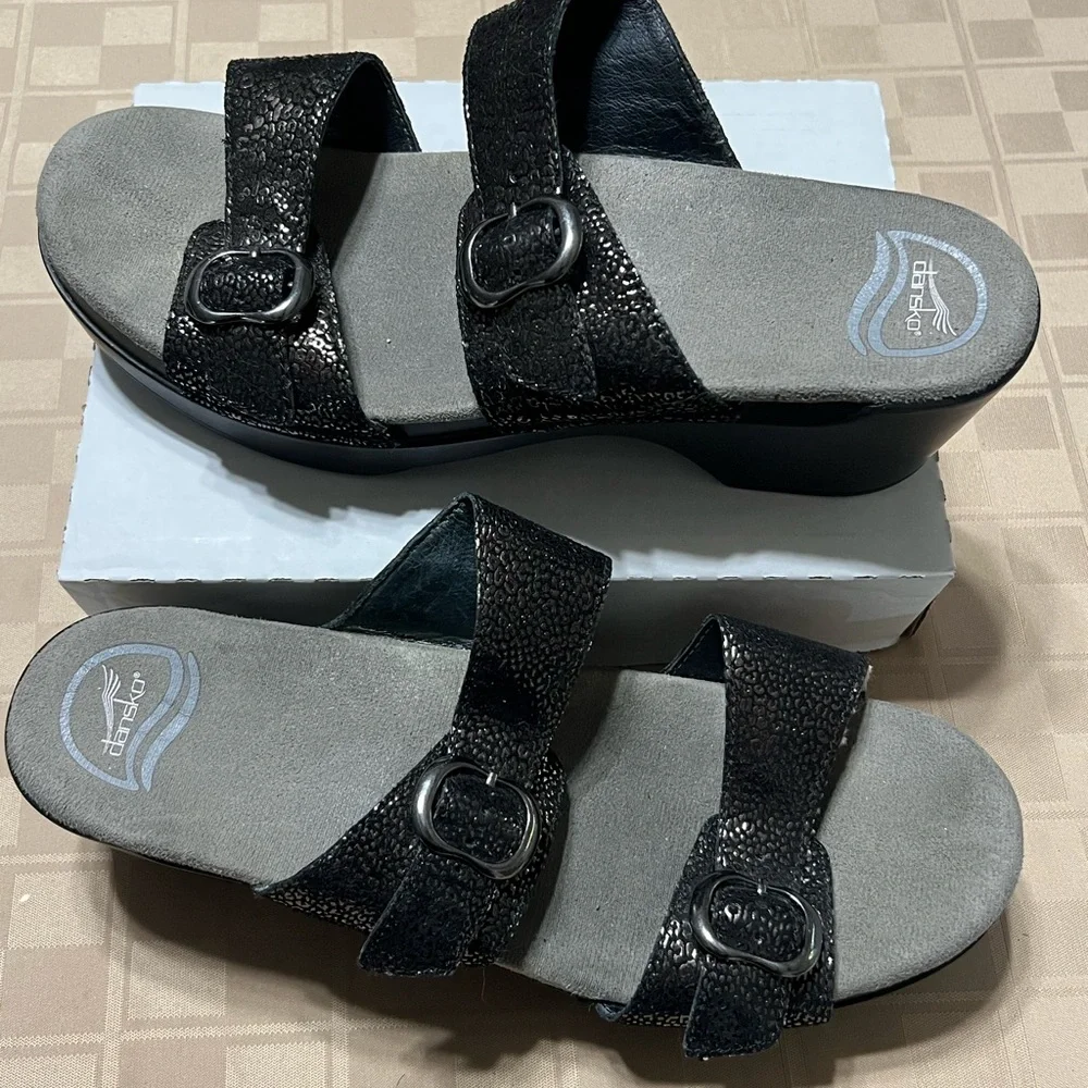 Dansko Sophie EUR 42 Slide Sandal 11.5 - 12M Metallic Leather 2 Strap Adjustable
